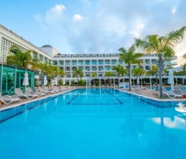 KARMIR RESORT & SPA